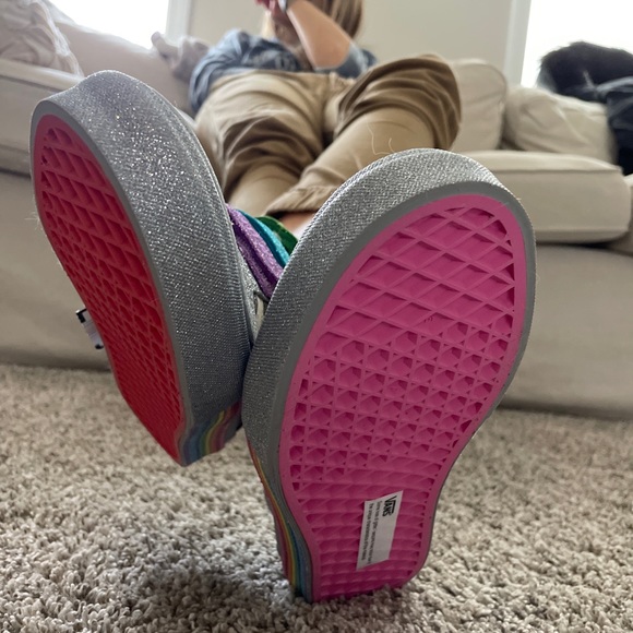 VANS X FLOUR SHOP Rainbow Pride Shoes NEW - Picture 4 of 10